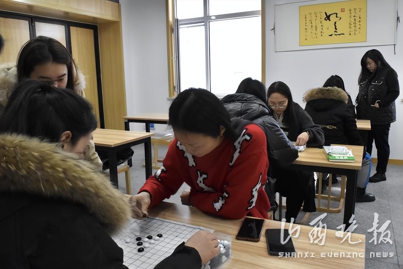 探索5棋牌最新动态，创新玩法与智能对弈的未来趋势